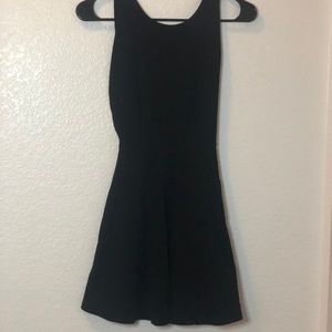 Deep side sleeve dress